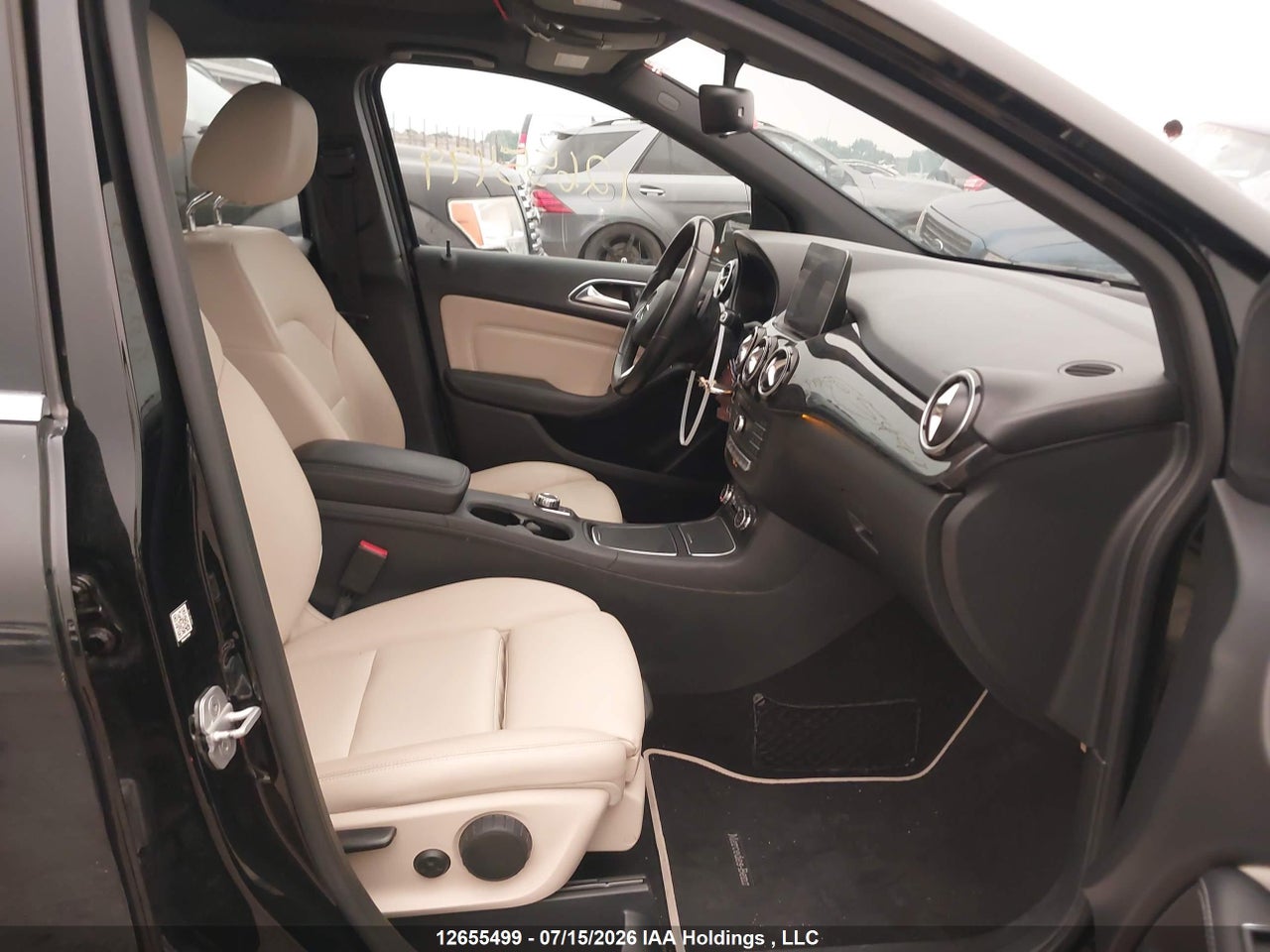 2017 MERCEDES BENZ B 250 4MATIC SPORTS TOURER thumbnail 6