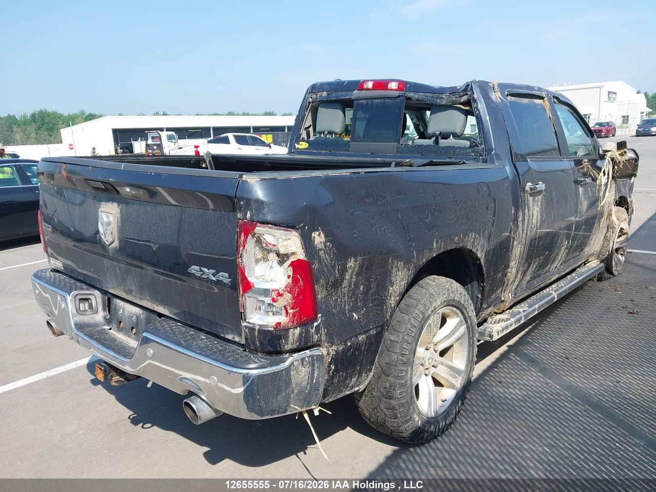 2017 RAM 1500 SLT thumbnail 5