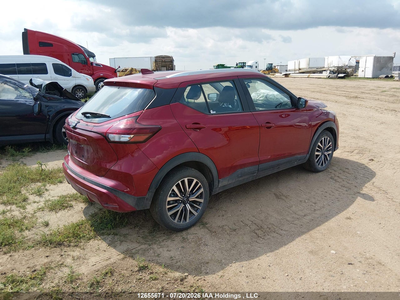 2025 NISSAN KICKS PLAY SV thumbnail 5