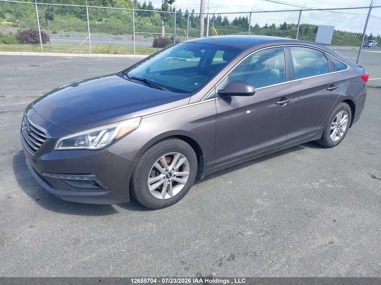 2015 HYUNDAI SONATA GL thumbnail 3