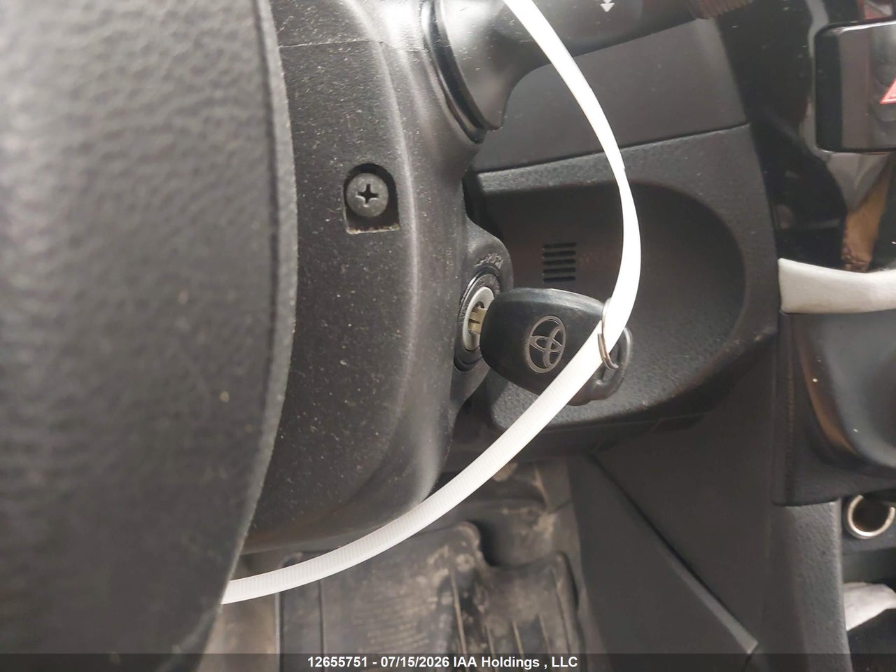 2016 TOYOTA COROLLA LE thumbnail 12
