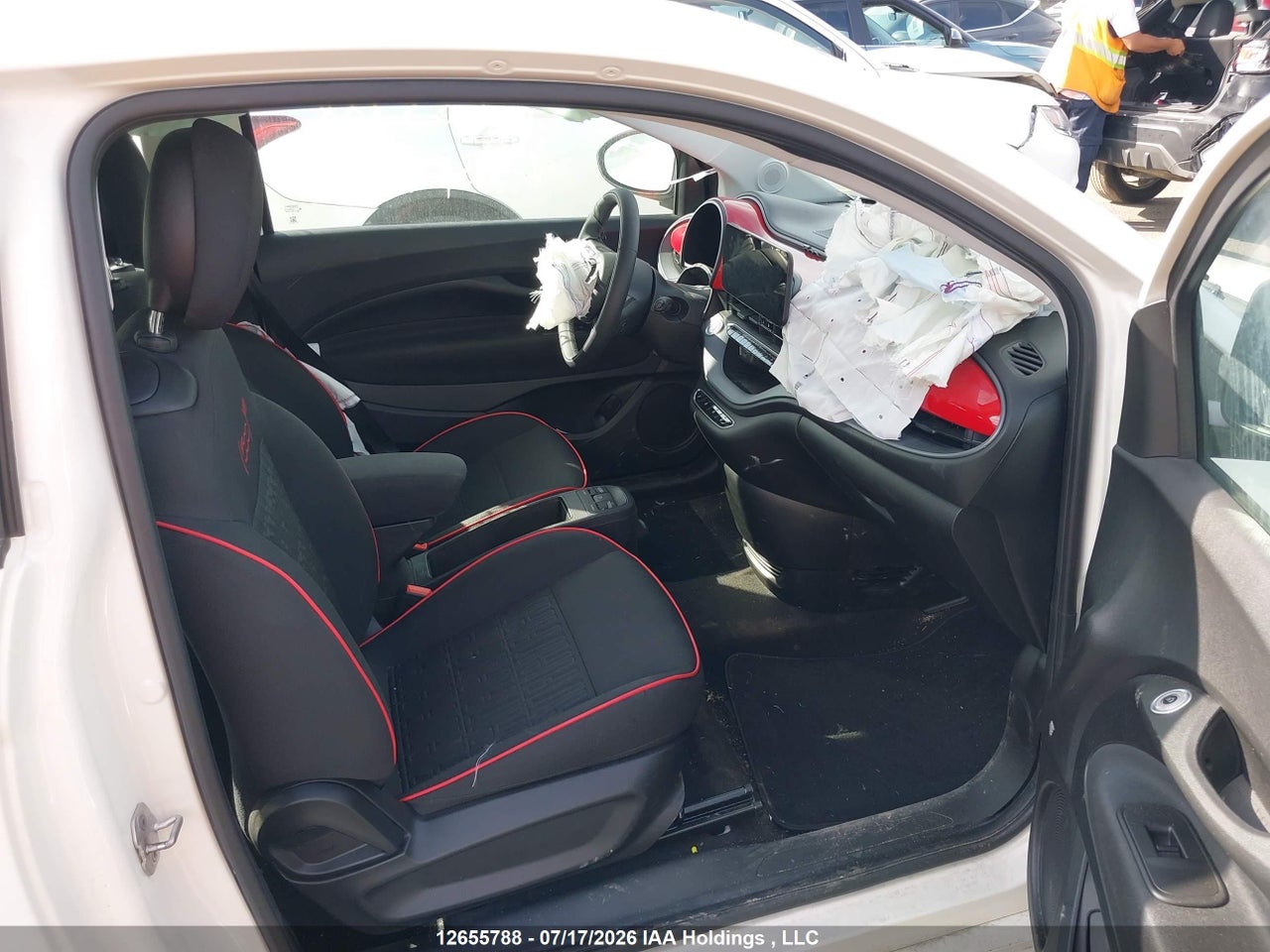 2025 FIAT 500E BEV RED thumbnail 6