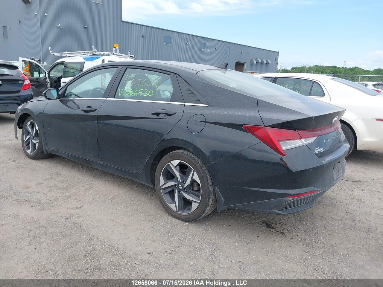 2023 HYUNDAI ELANTRA HYBRID LUXURY thumbnail 4