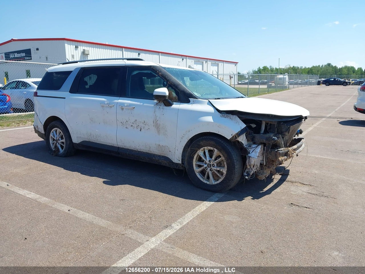 2022 KIA CARNIVAL LX thumbnail 2