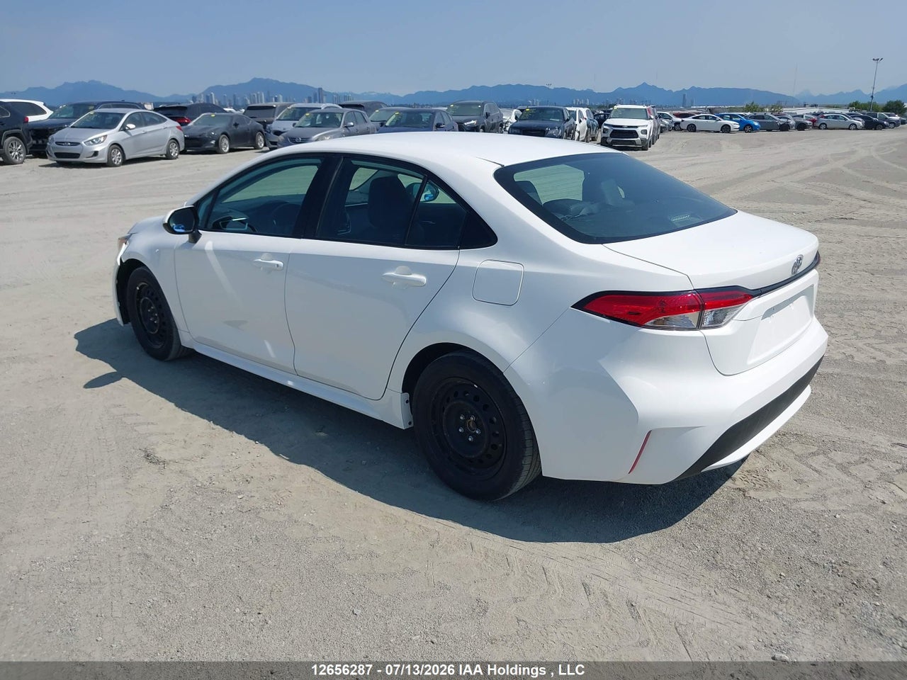 2021 TOYOTA COROLLA LE thumbnail 4