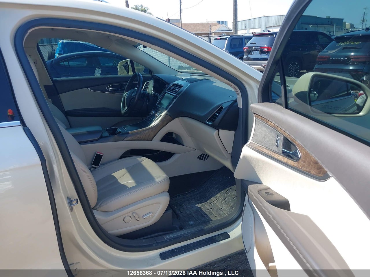 2016 LINCOLN MKX RESERVE thumbnail 6