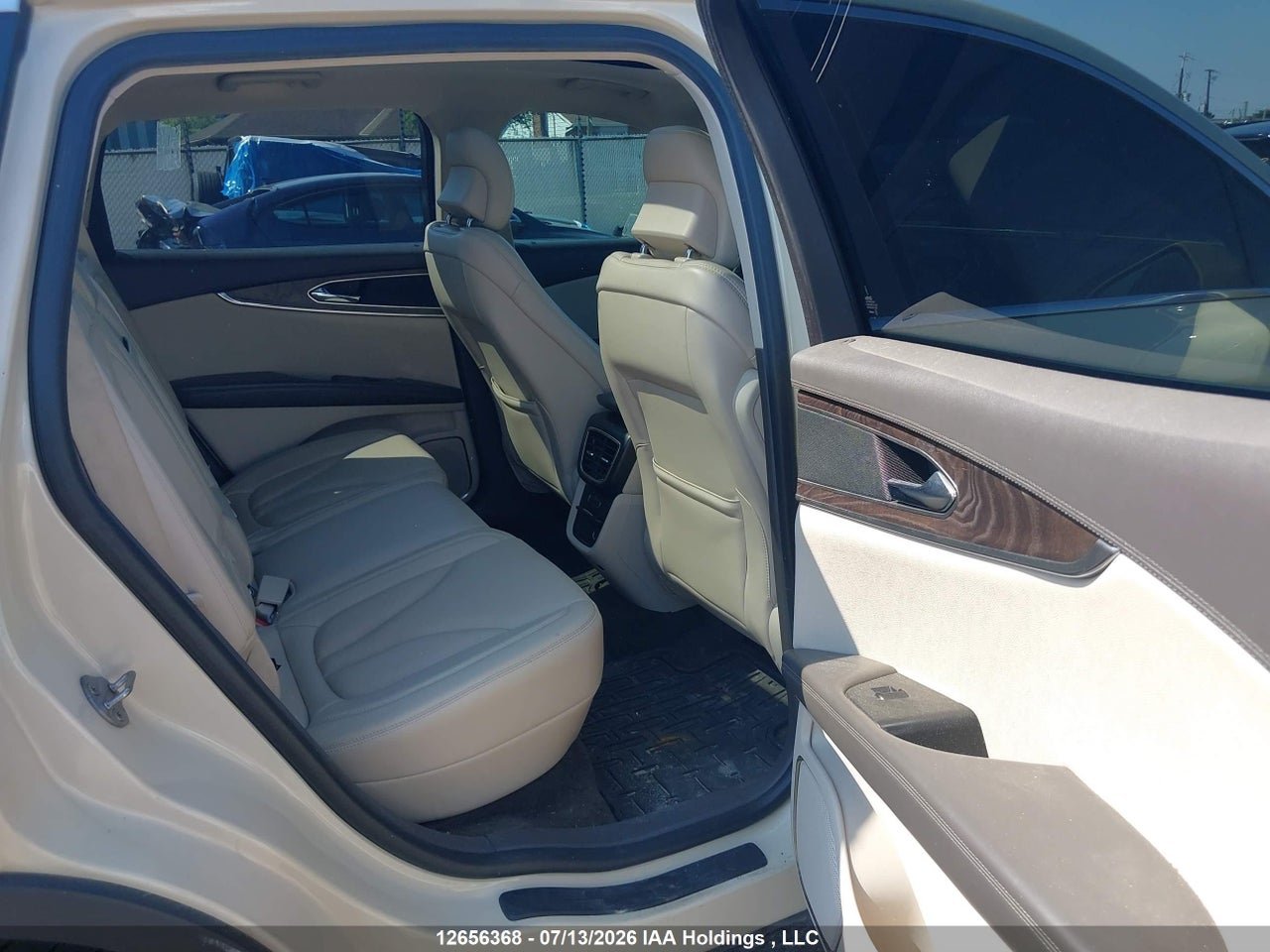 2016 LINCOLN MKX RESERVE thumbnail 9