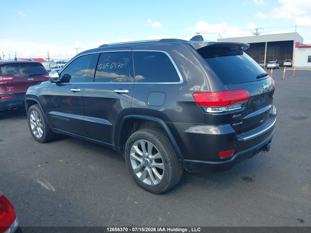 2017 JEEP GRAND CHEROKEE LIMITED thumbnail 4