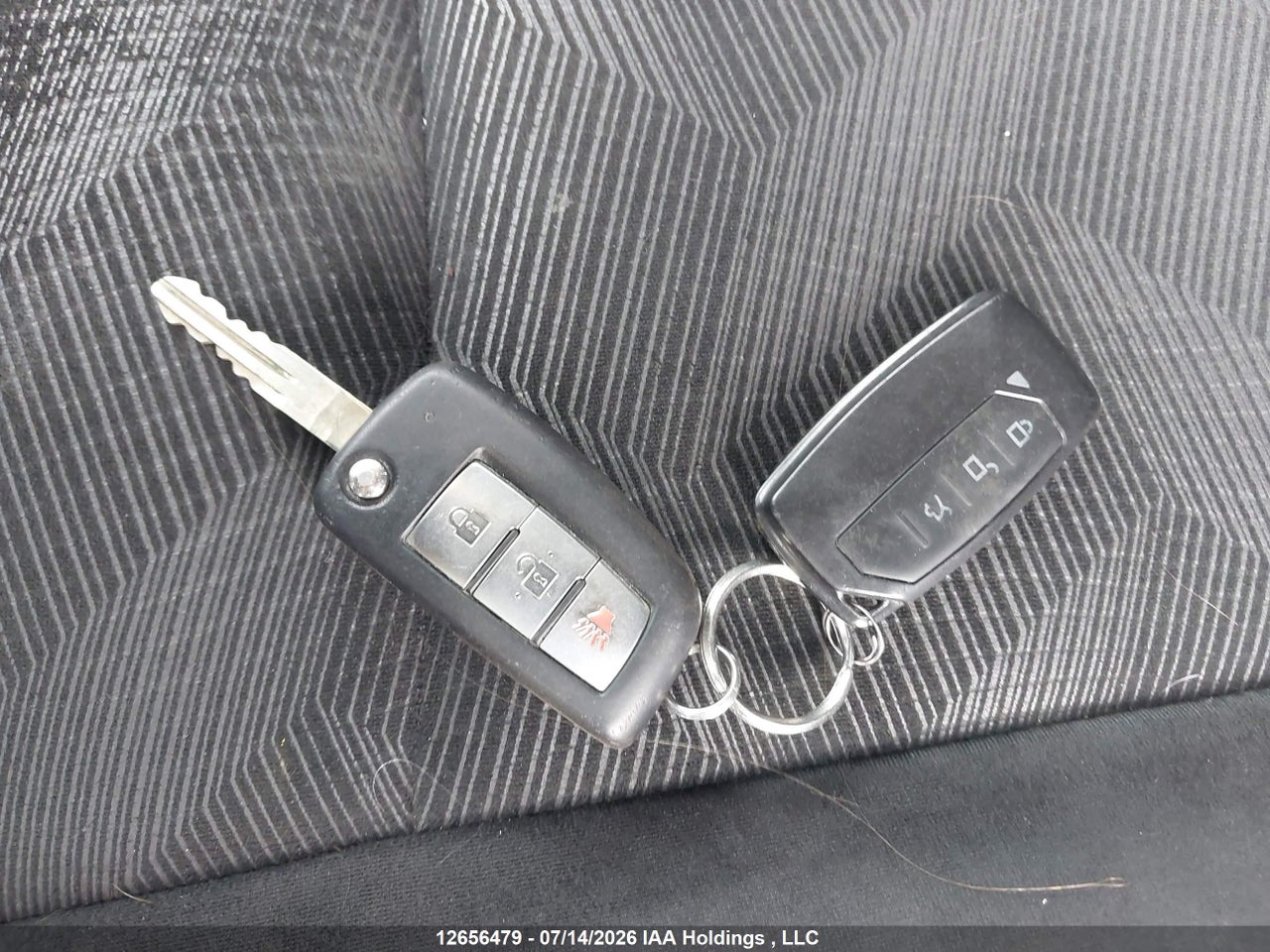 2014 NISSAN ROGUE S/SL/SV thumbnail 12