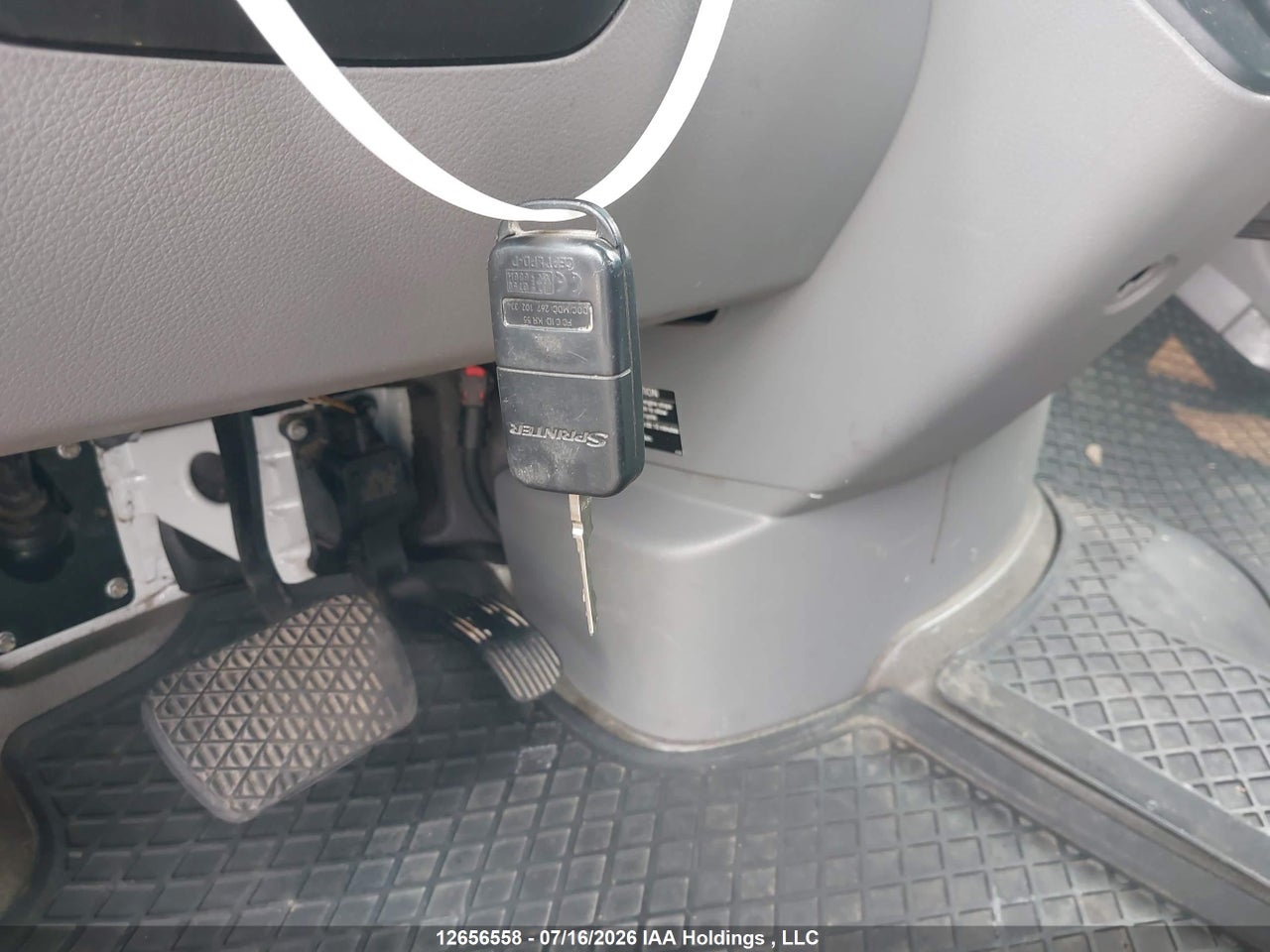 2015 MERCEDES BENZ SPRINTER 2500 STANDARD ROOF thumbnail 12