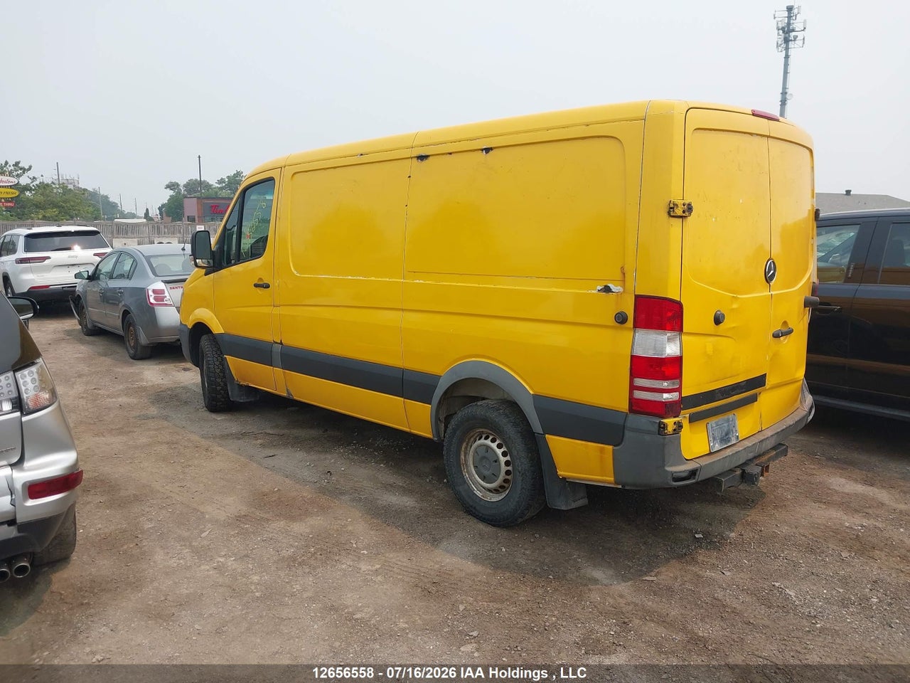 2015 MERCEDES BENZ SPRINTER 2500 STANDARD ROOF thumbnail 4