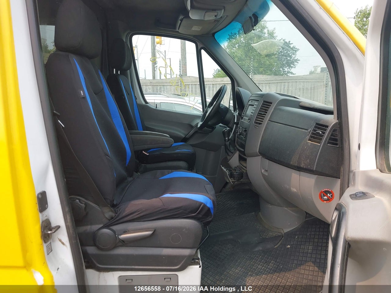 2015 MERCEDES BENZ SPRINTER 2500 STANDARD ROOF thumbnail 6