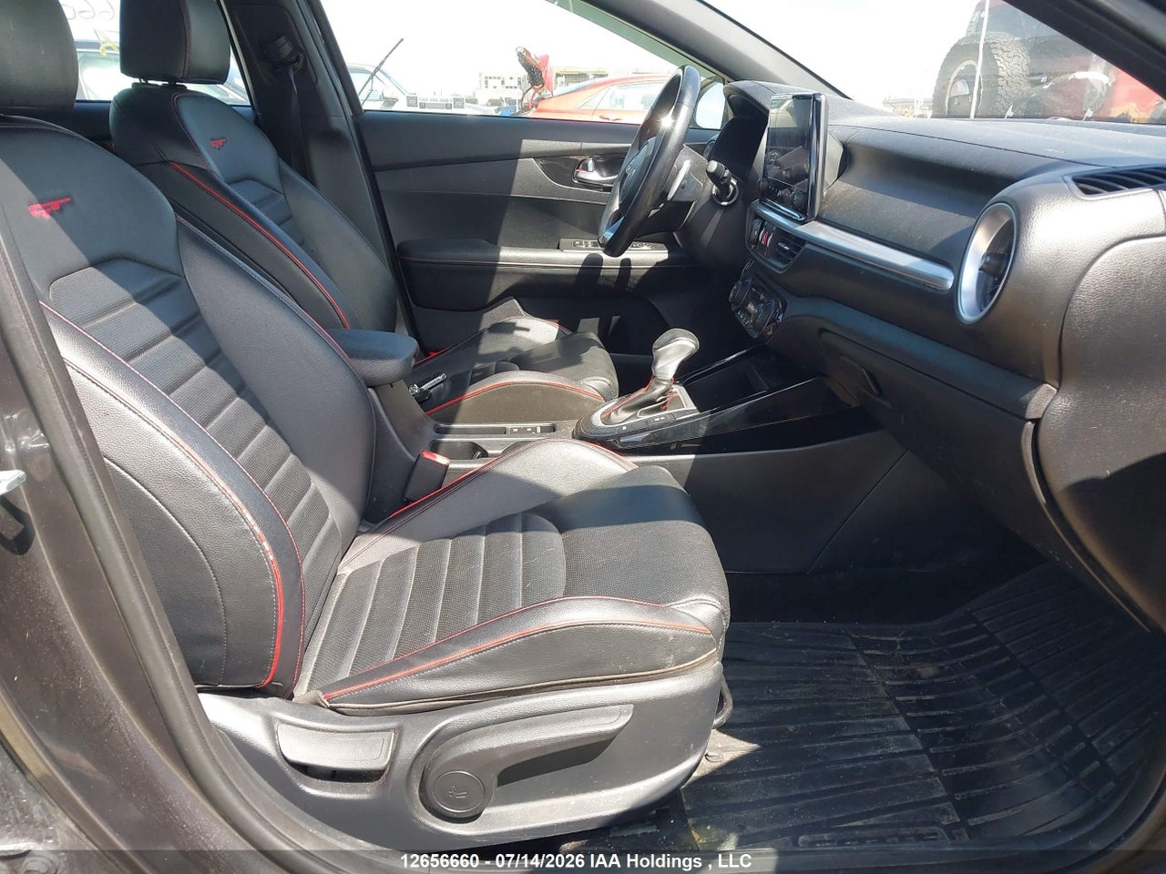 2022 KIA FORTE5 GT/GT LIMITED thumbnail 6