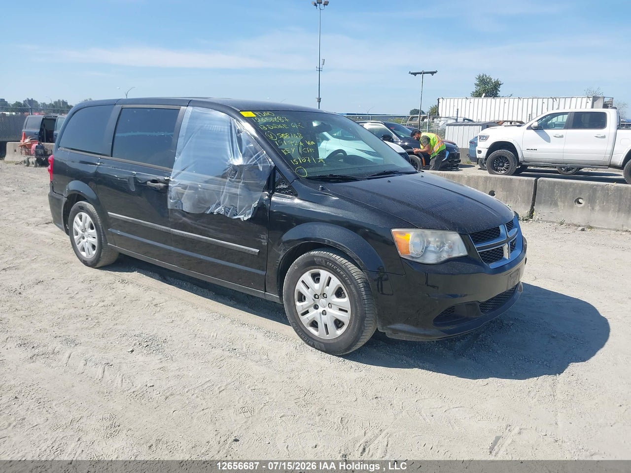 2013 DODGE GRAND CARAVAN SE thumbnail 2