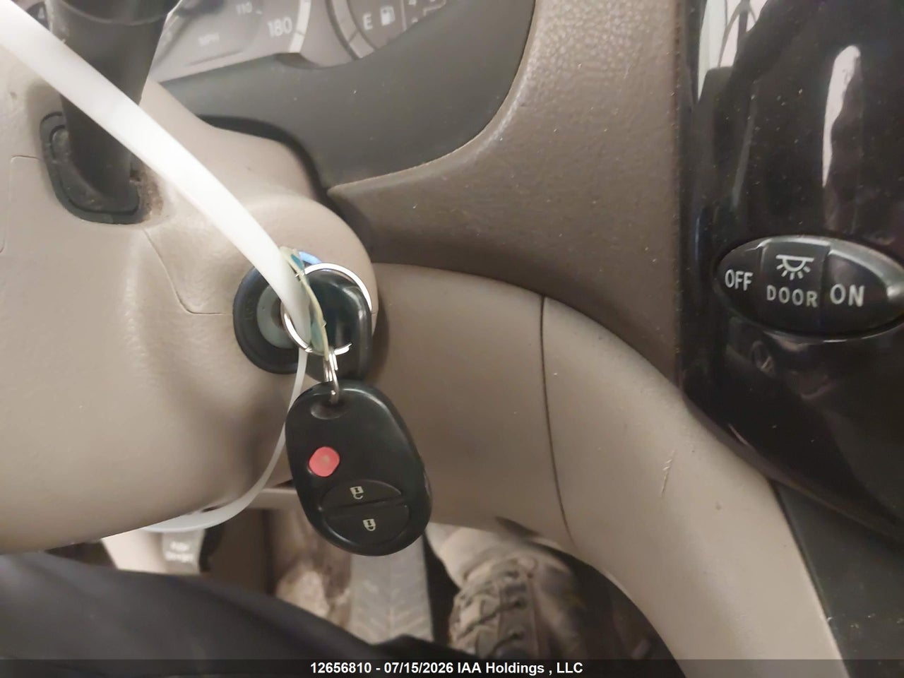 2005 TOYOTA SIENNA CE 7 PASSENGER/CE 8 PASSENGER thumbnail 12