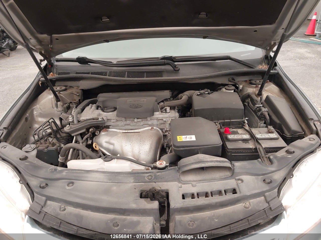 2017 TOYOTA CAMRY LE thumbnail 11