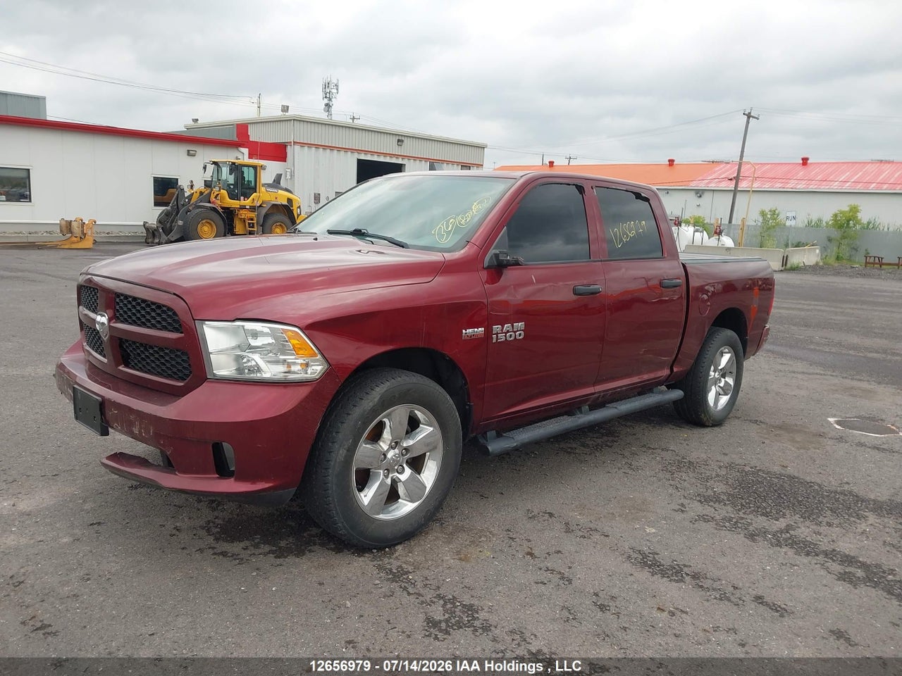 2018 RAM 1500 ST thumbnail 3