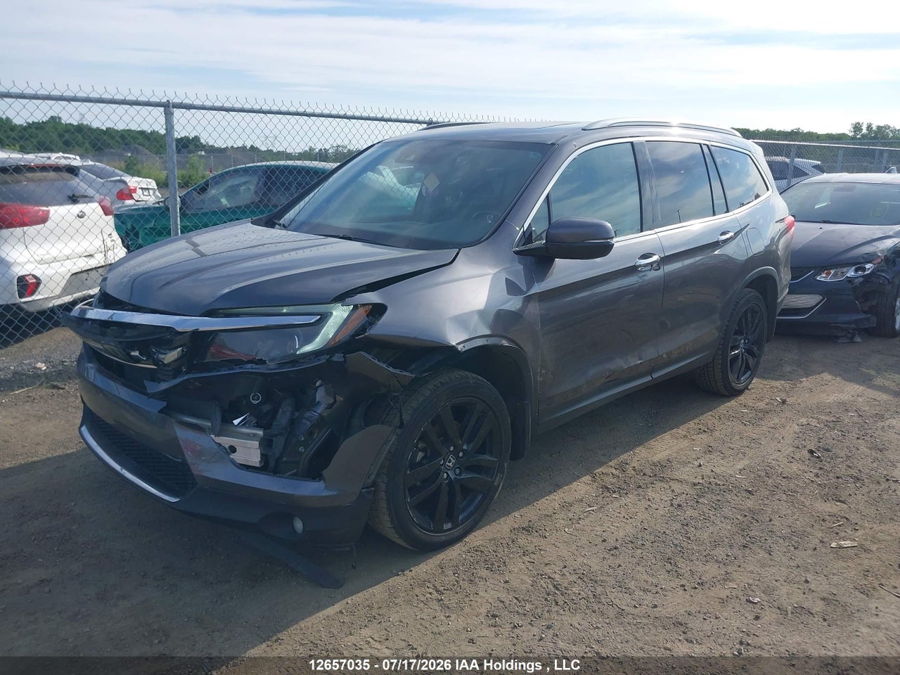 2018 HONDA PILOT TOURING thumbnail 3