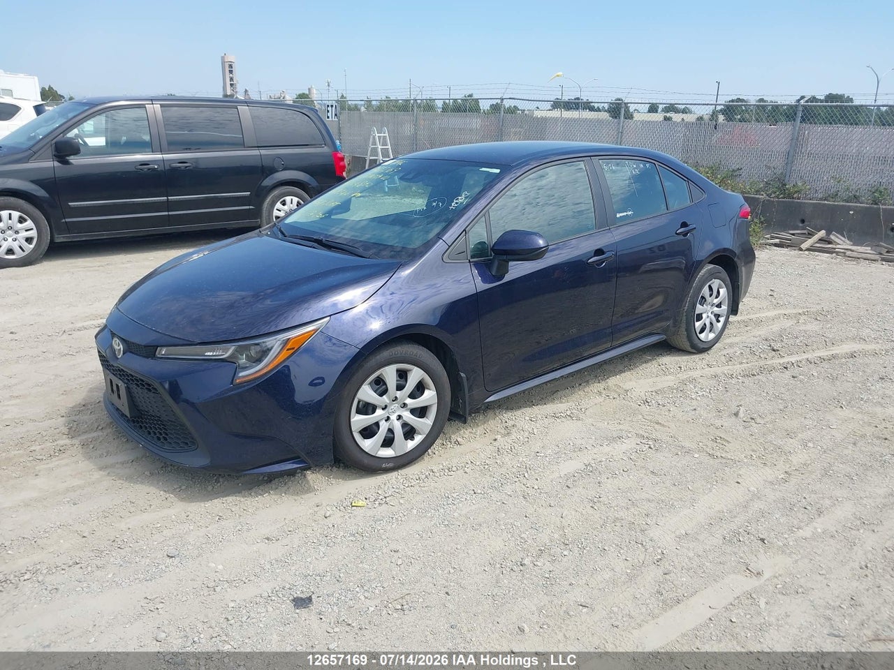 2022 TOYOTA COROLLA LE/XLE thumbnail 3
