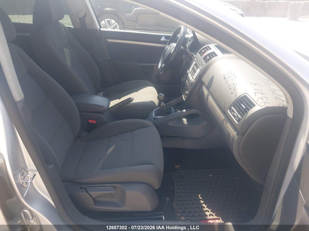 2009 VOLKSWAGEN RABBIT 5-DOOR COMFORTLINE/5-DOOR TRENDLINE thumbnail 6