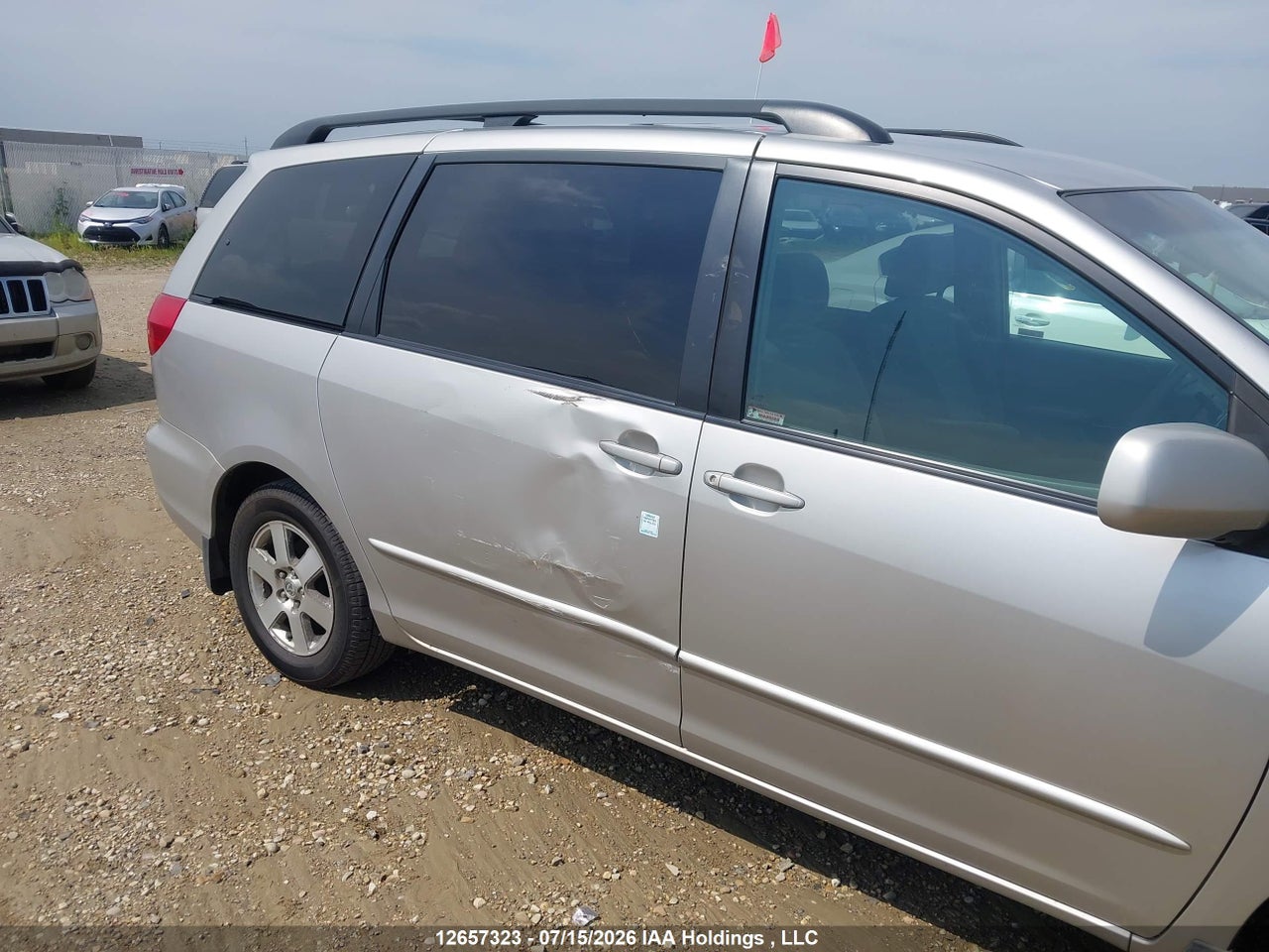2004 TOYOTA SIENNA CE/LE thumbnail 7