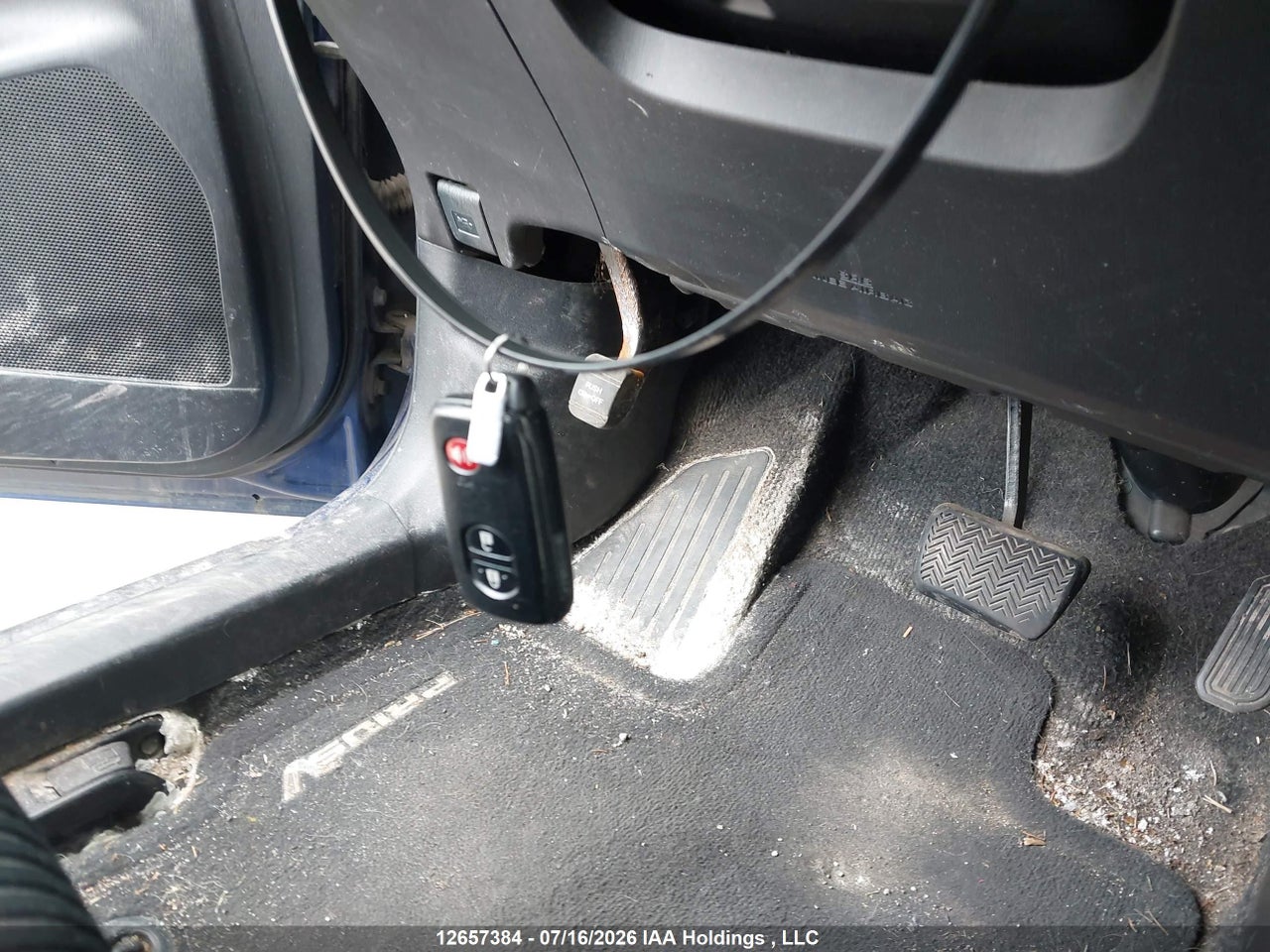 2015 TOYOTA PRIUS V thumbnail 12