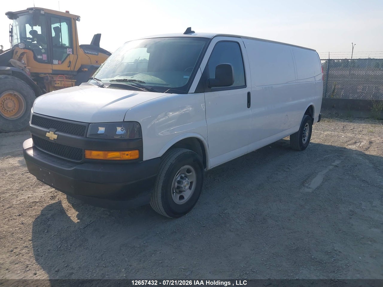 2023 CHEVROLET EXPRESS G2500 thumbnail 3