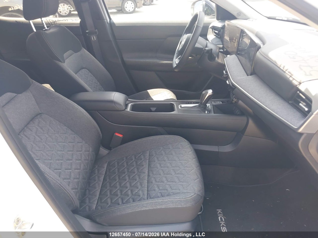 2026 NISSAN KICKS SV thumbnail 6
