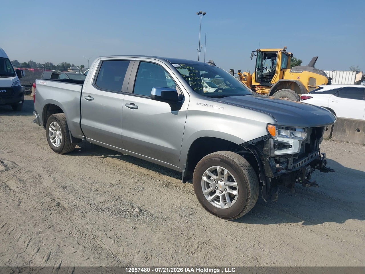 2026 CHEVROLET SILVERADO K1500 LT thumbnail 2