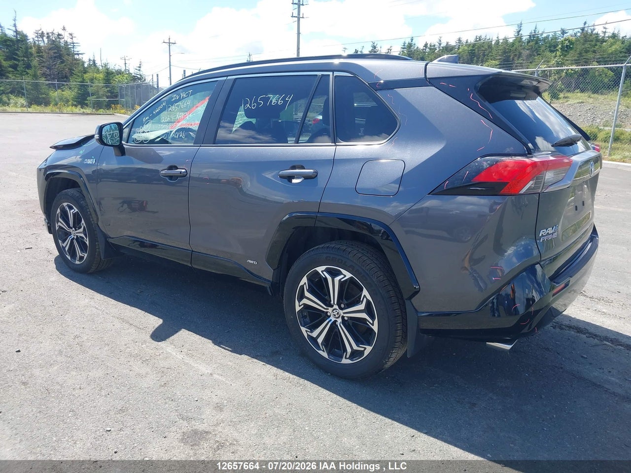 2024 TOYOTA RAV4 PRIME XSE thumbnail 4
