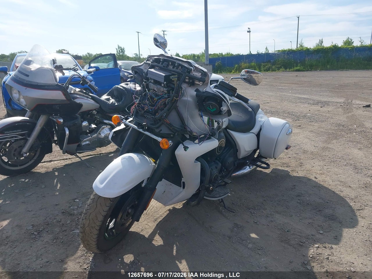 2016 KAWASAKI VN1700 K thumbnail 3