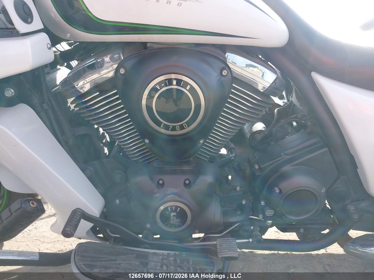 2016 KAWASAKI VN1700 K thumbnail 10