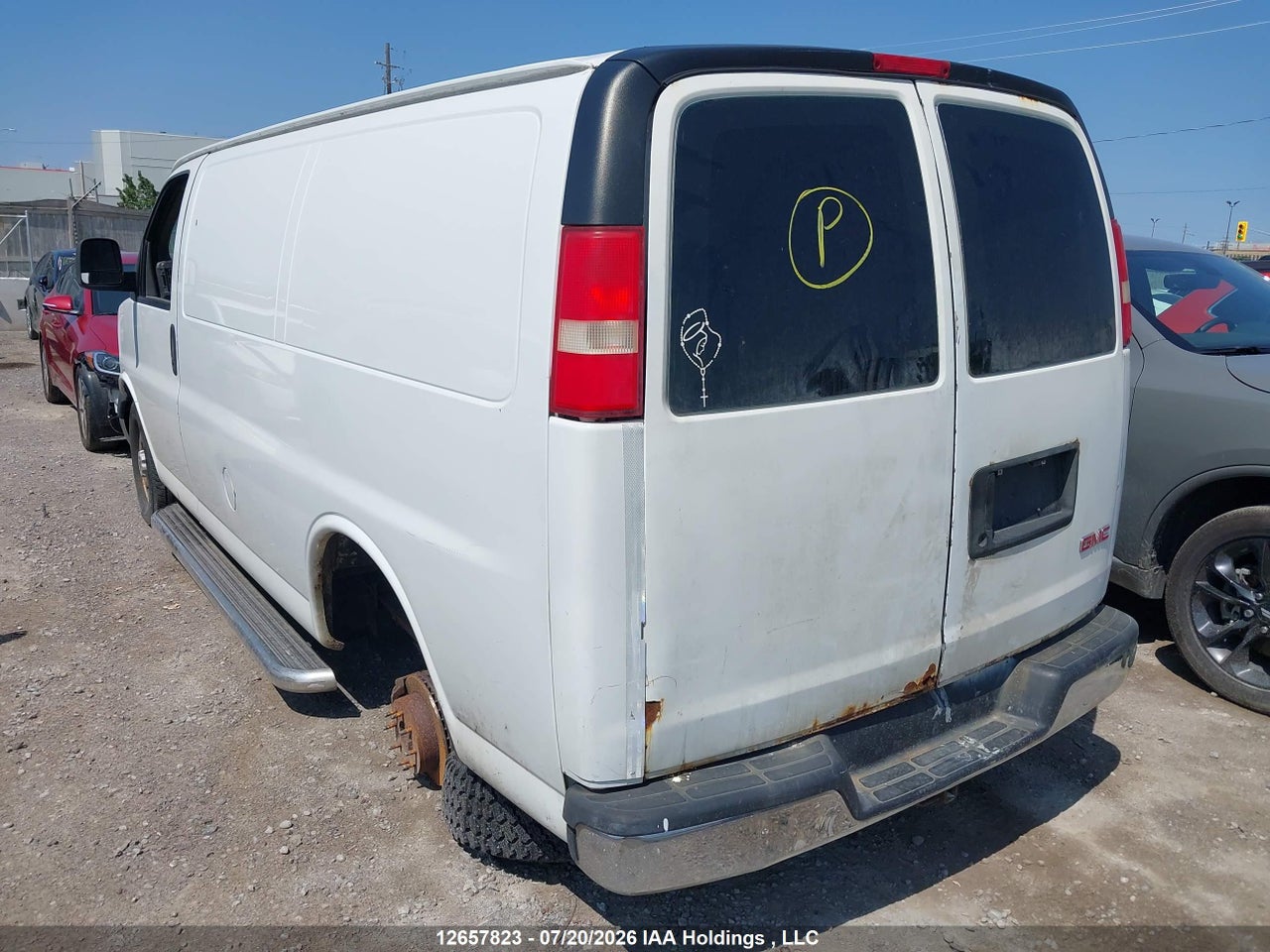2009 GMC SAVANA G2500 thumbnail 4