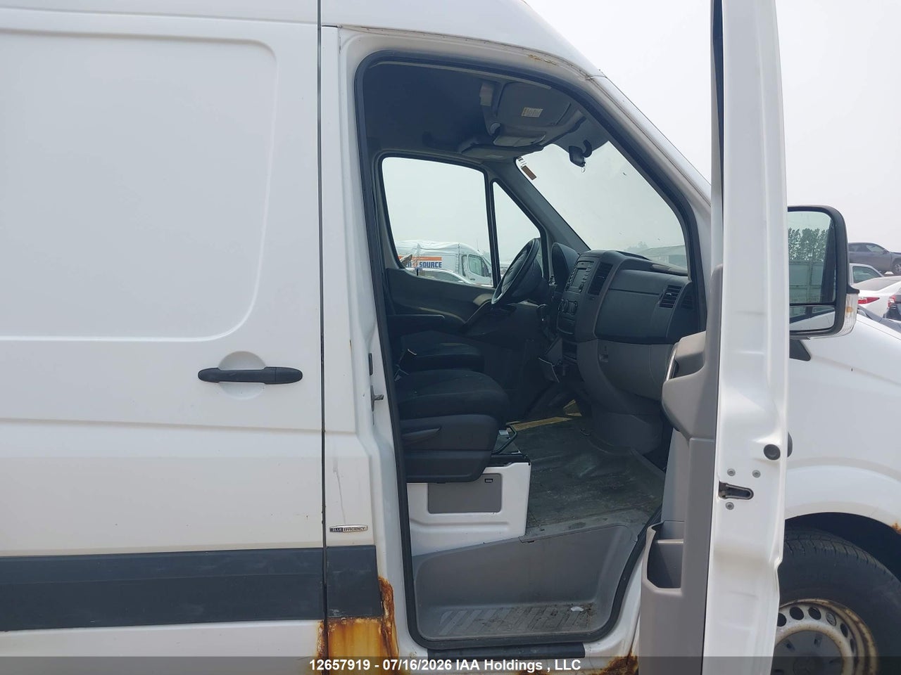 2015 MERCEDES BENZ SPRINTER 2500 thumbnail 6