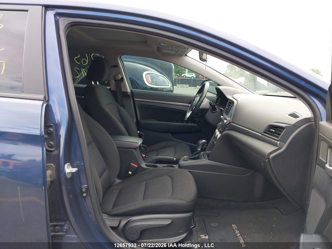2019 HYUNDAI ELANTRA PREFERRED thumbnail 6