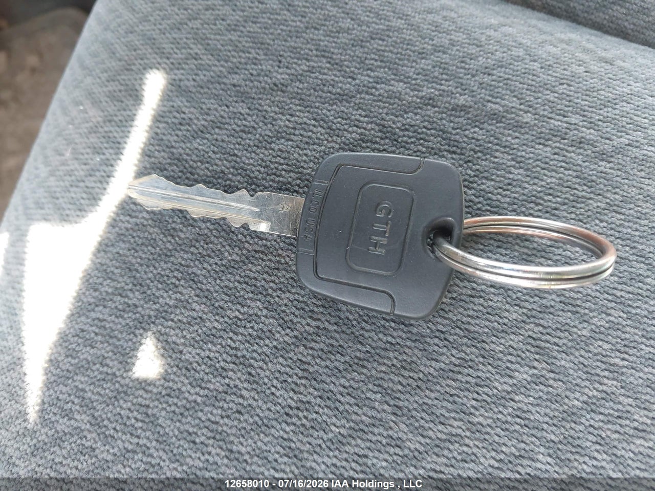 2004 DODGE CARAVAN thumbnail 12