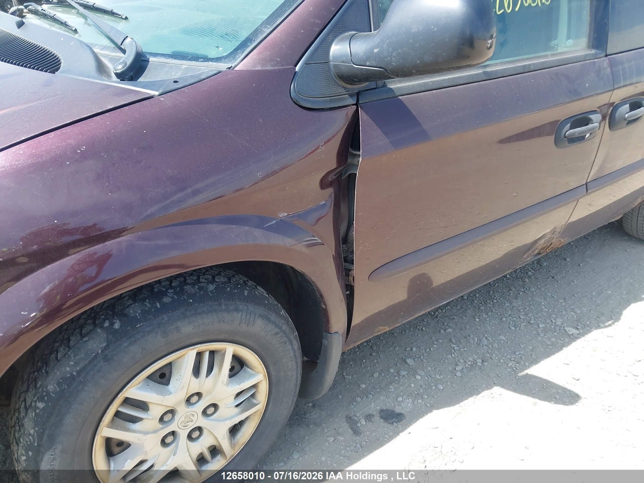 2004 DODGE CARAVAN thumbnail 7