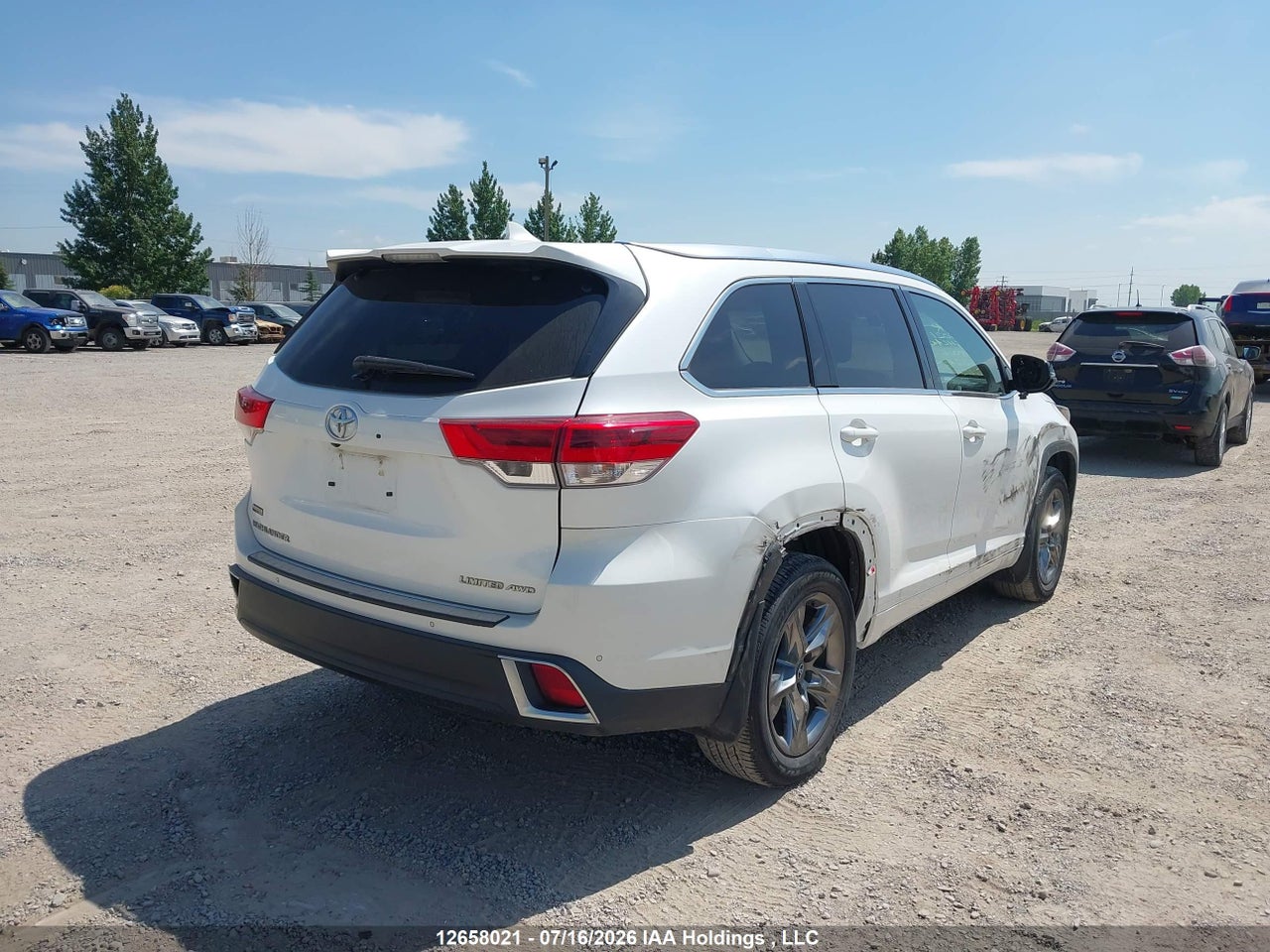 2017 TOYOTA HIGHLANDER LIMITED/LTD PLATINUM thumbnail 5