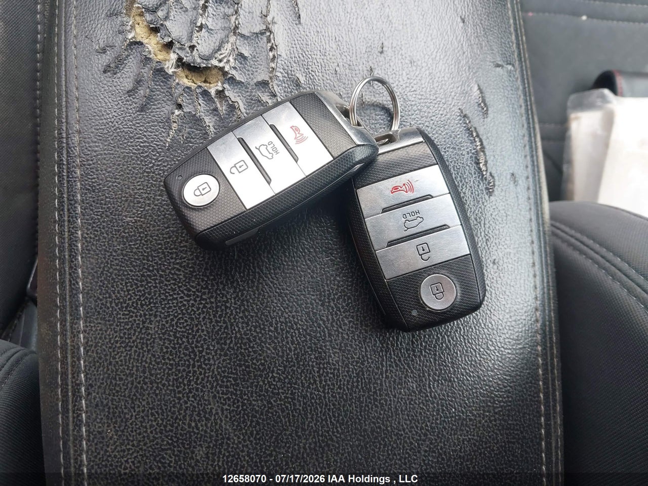 2017 KIA SORENTO LX/L thumbnail 12