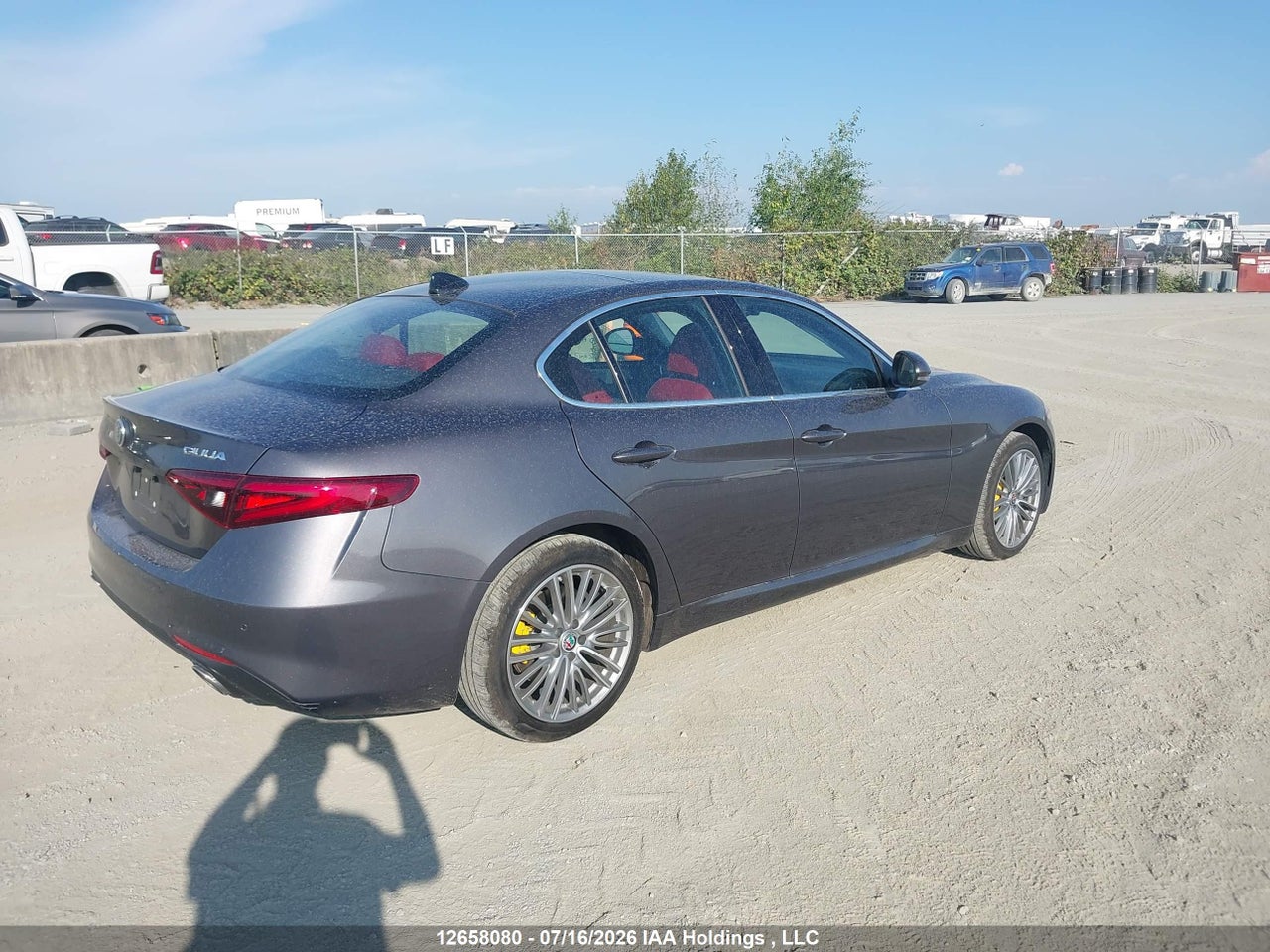 2017 ALFA ROMEO GIULIA TI thumbnail 5