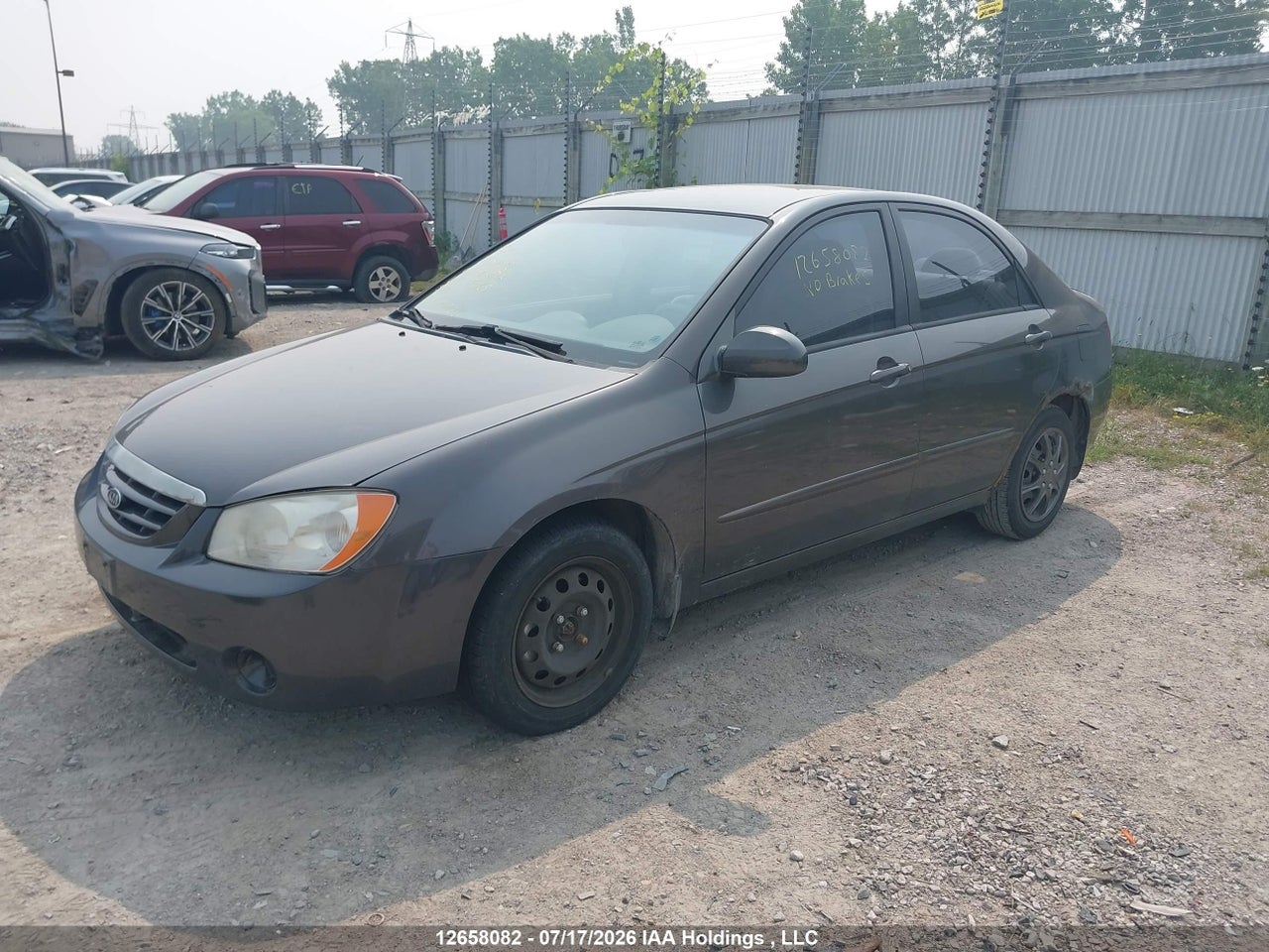 2005 KIA spectra thumbnail 3