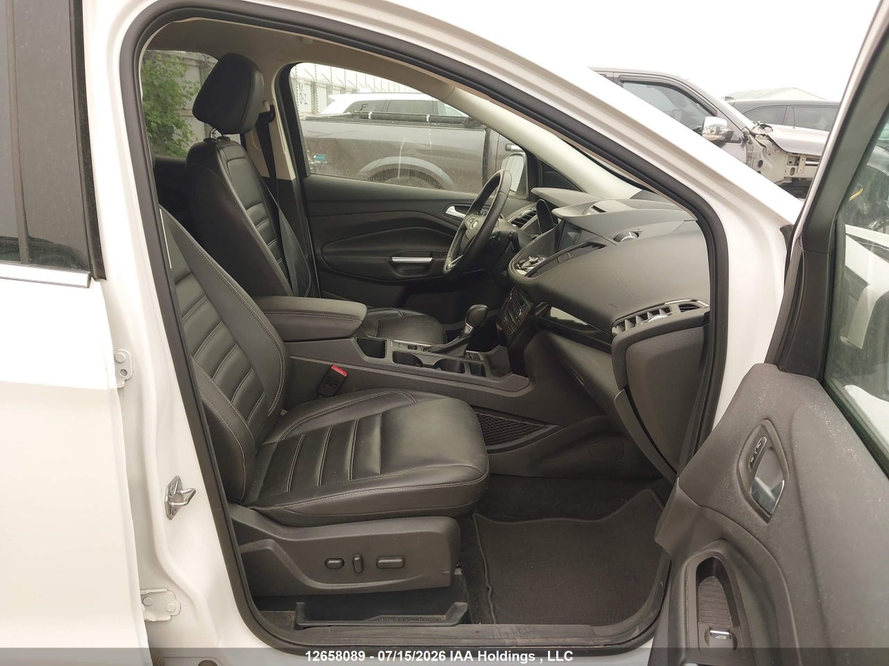2017 FORD ESCAPE TITANIUM thumbnail 6