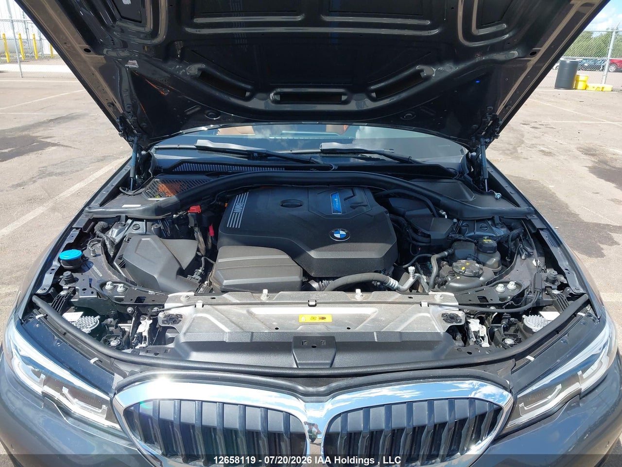 2022 BMW 330XE thumbnail 11