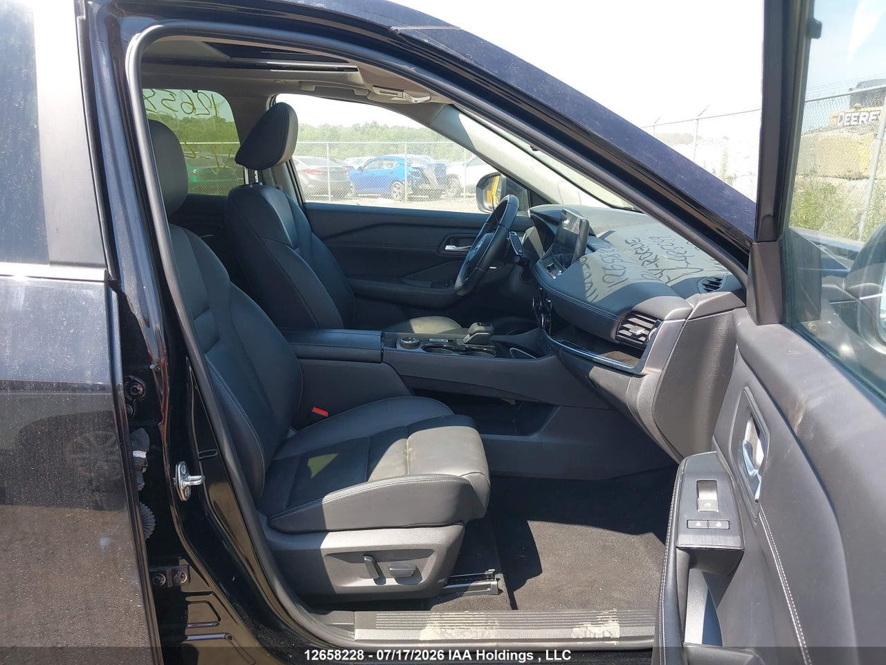 2024 NISSAN ROGUE thumbnail 6