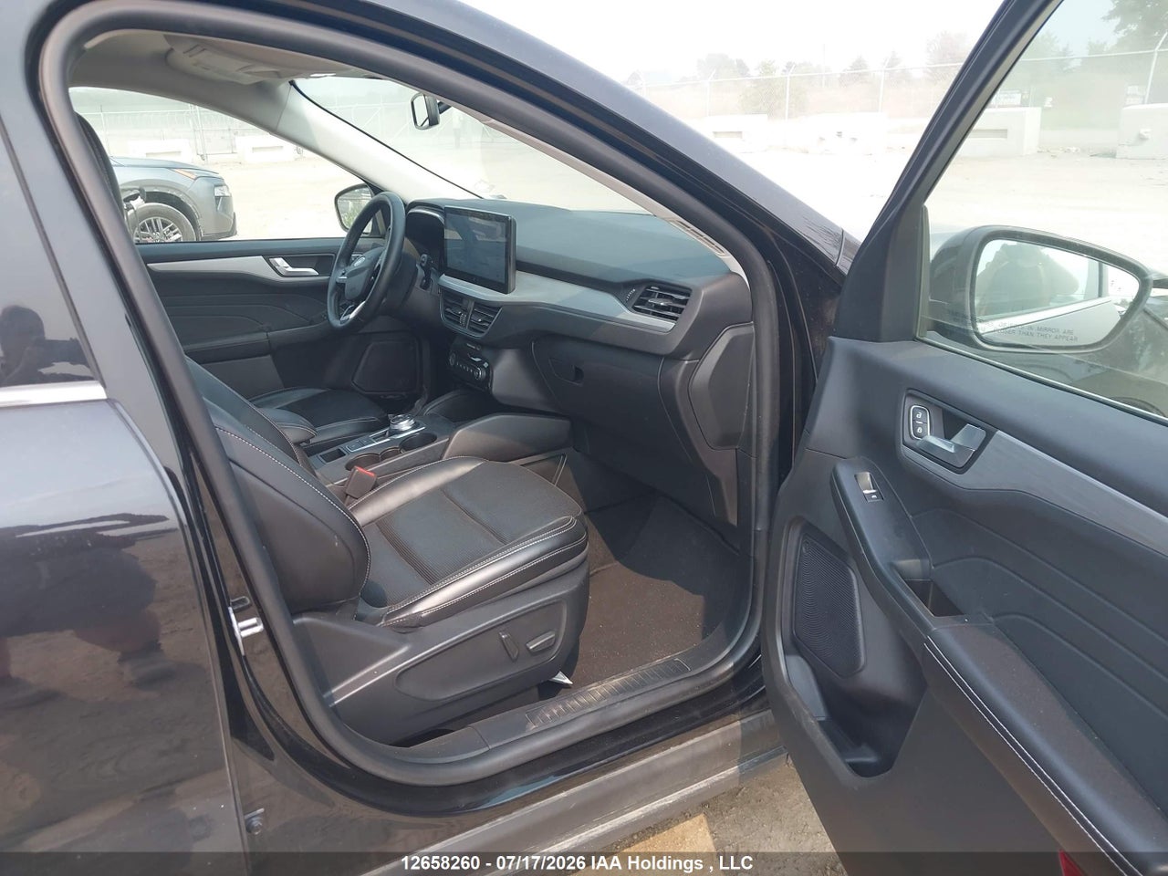 2024 FORD ESCAPE PLATINUM thumbnail 6