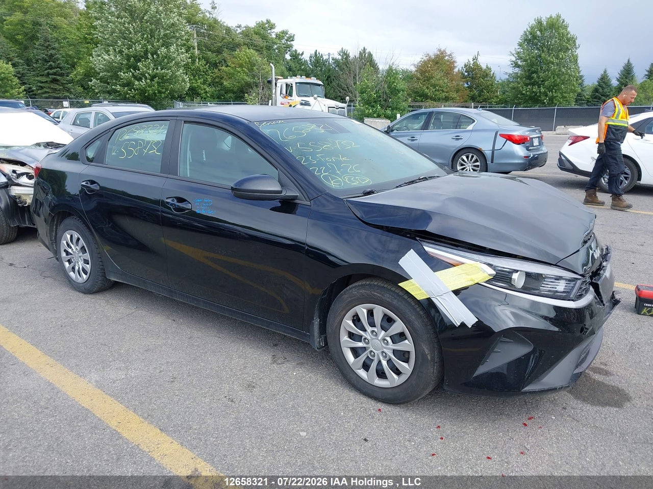 2023 KIA FORTE LX thumbnail 2