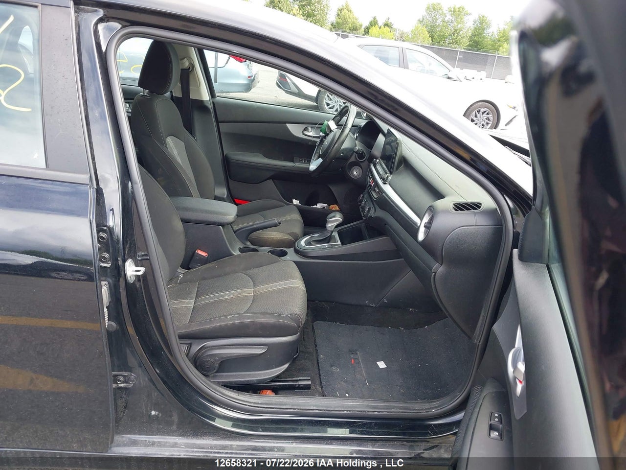 2023 KIA FORTE LX thumbnail 6
