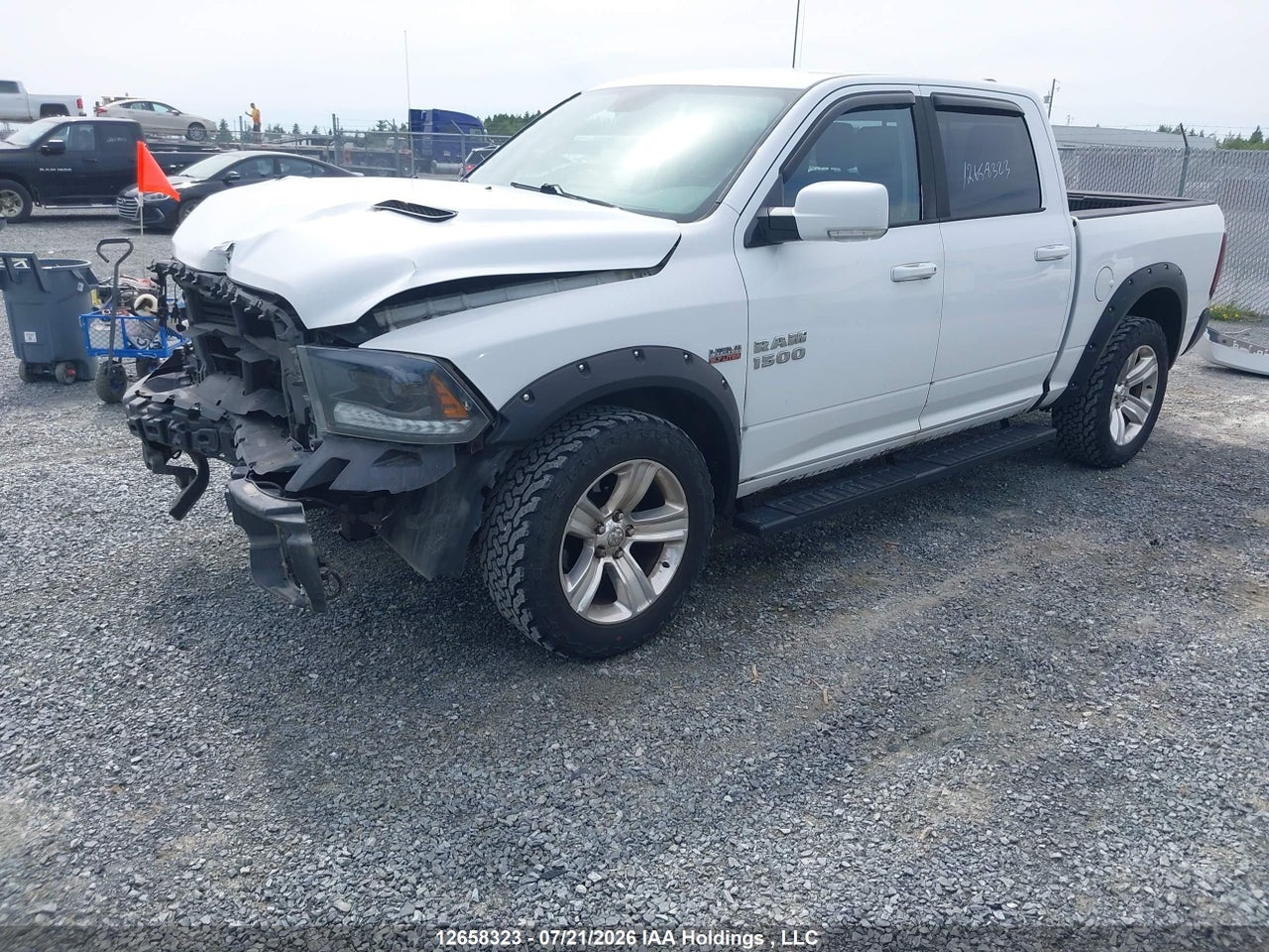 2015 RAM 1500 SPORT thumbnail 3