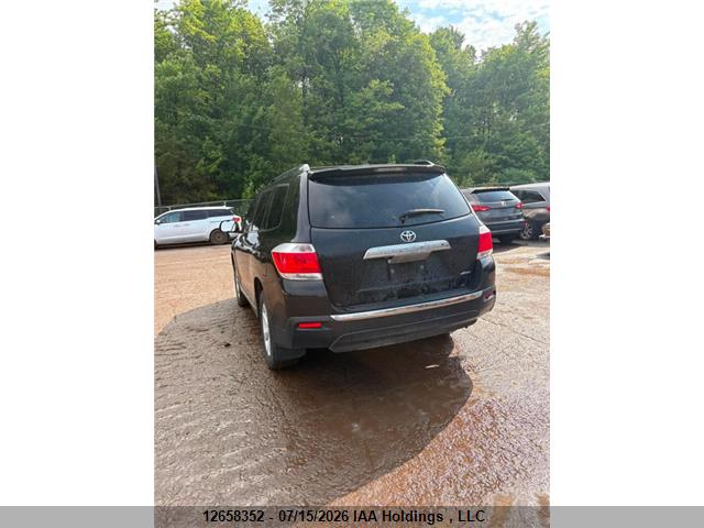 2013 TOYOTA HIGHLANDER PLUS/SE thumbnail 4