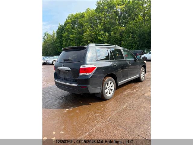 2013 TOYOTA HIGHLANDER PLUS/SE thumbnail 5